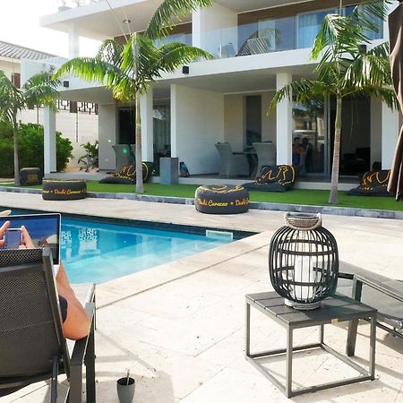 Goudhaen Luxury Private Apartments Jan Thiel Beach 외부 사진