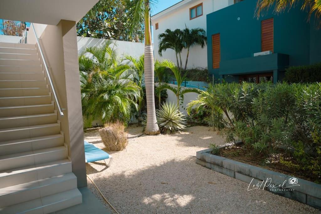 Goudhaen Luxury Private Apartments Jan Thiel Beach 외부 사진