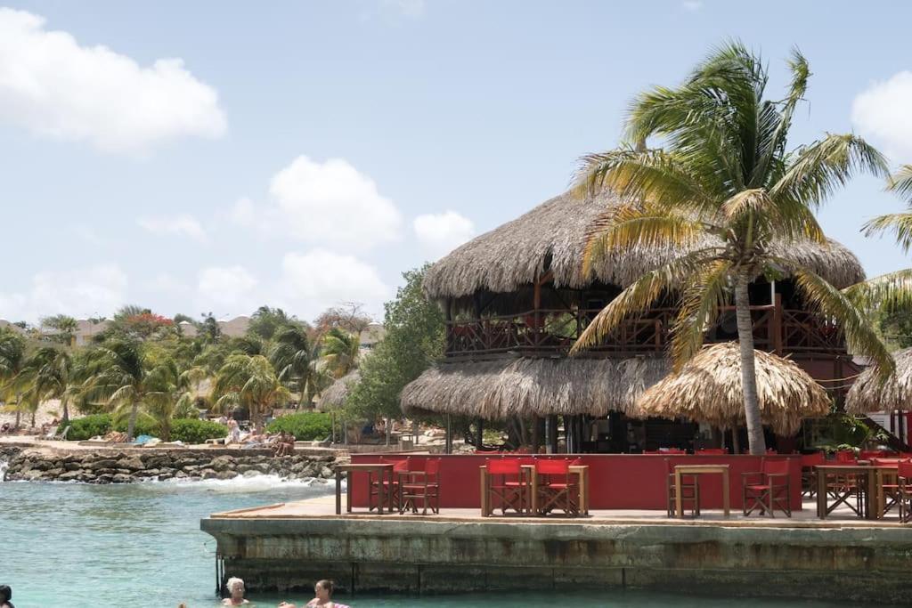 Goudhaen Luxury Private Apartments Jan Thiel Beach 외부 사진
