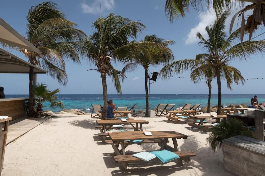 Goudhaen Luxury Private Apartments Jan Thiel Beach 외부 사진
