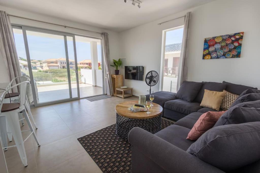 Goudhaen Luxury Private Apartments Jan Thiel Beach 외부 사진