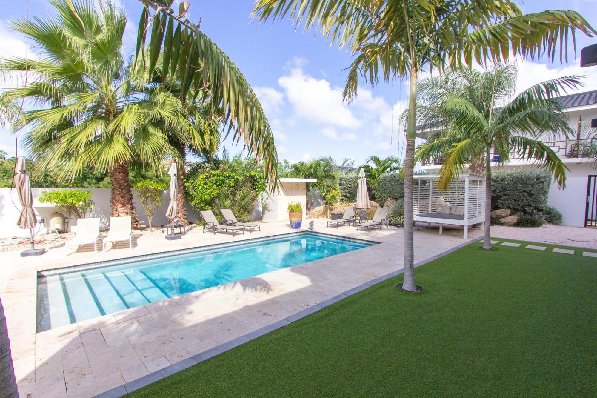 Goudhaen Luxury Private Apartments Jan Thiel Beach 외부 사진