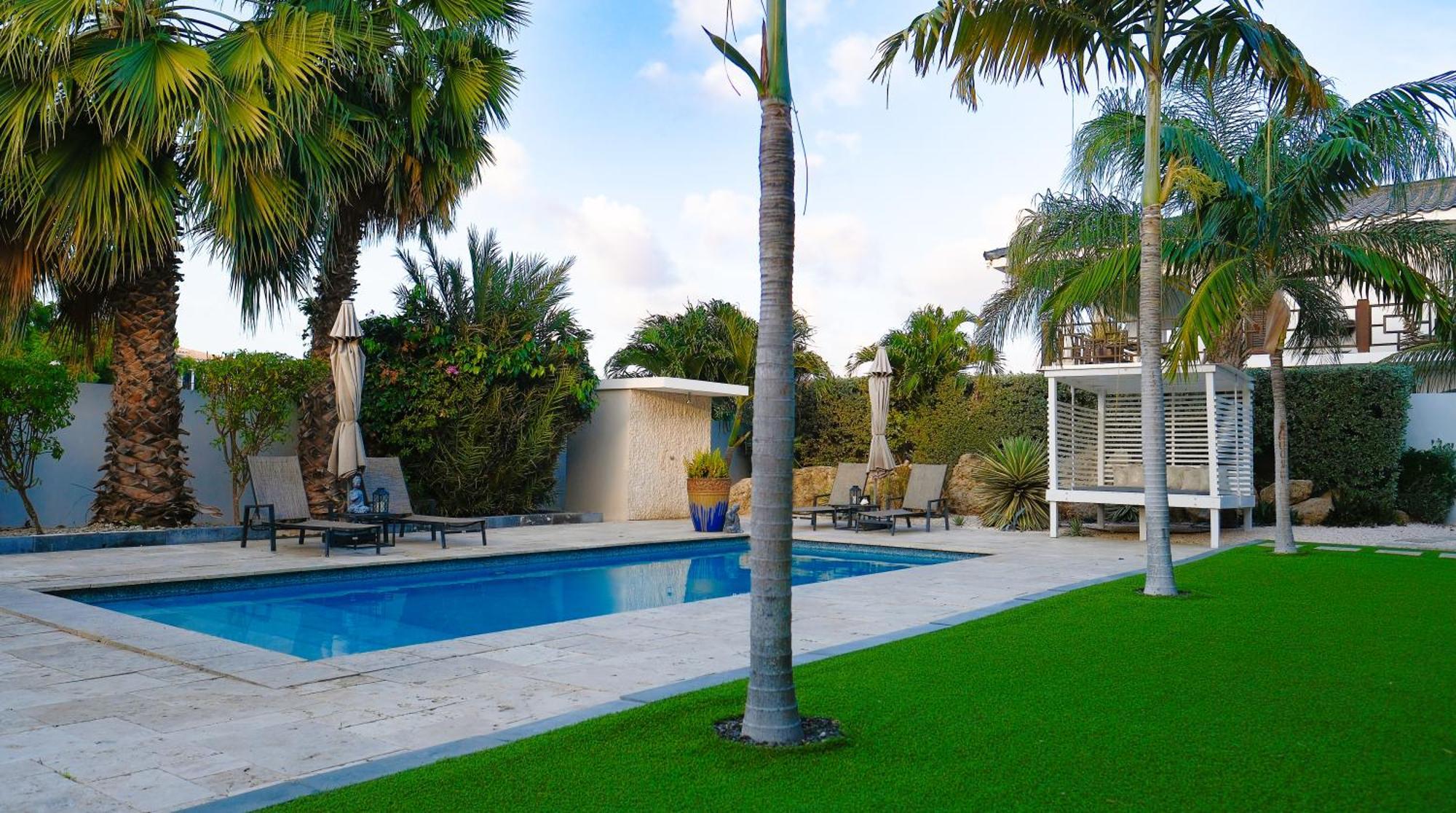 Goudhaen Luxury Private Apartments Jan Thiel Beach 외부 사진