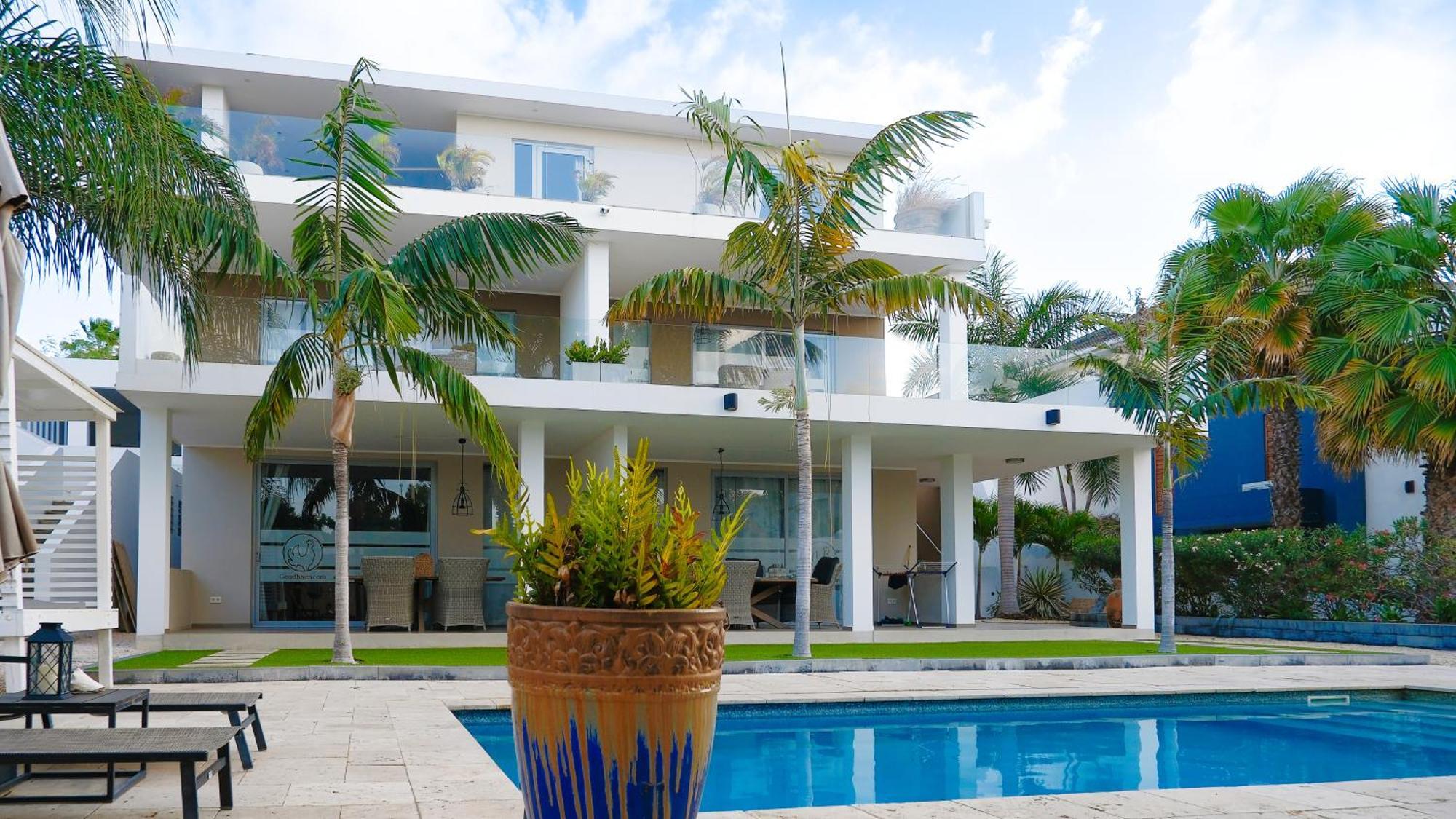 Goudhaen Luxury Private Apartments Jan Thiel Beach 외부 사진